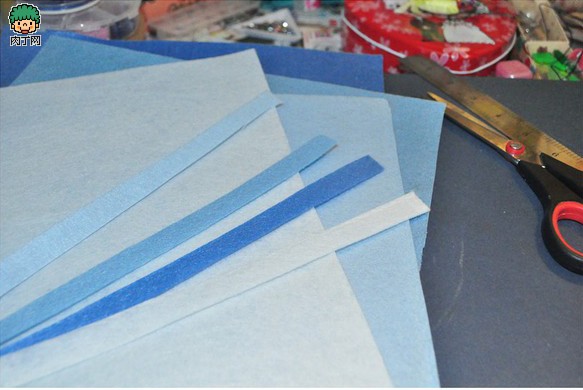 不织布制作饰品diy-廉价毛衣链 可爱的小兰花