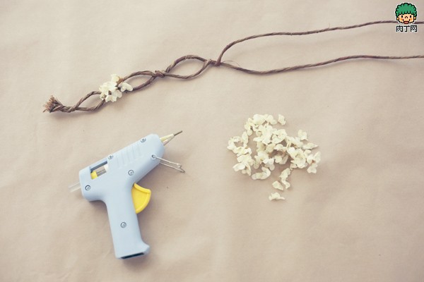 为森女风新娘打造手工花环头饰的diy要领