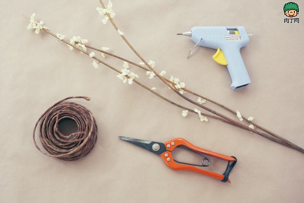 为森女风新娘打造手工花环头饰的diy要领