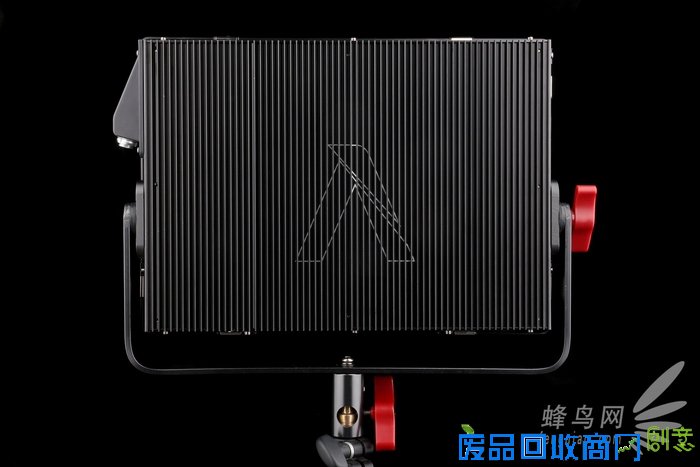 效果更自然 爱图仕LS 1s型LED摄影灯评测 效果更自然 爱图仕LS 1s型LED摄影灯评测