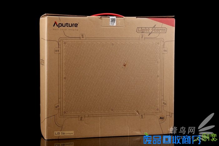 效果更自然 爱图仕LS 1s型LED面板灯评测 效果更自然 爱图仕LS 1s型LED面板灯评测