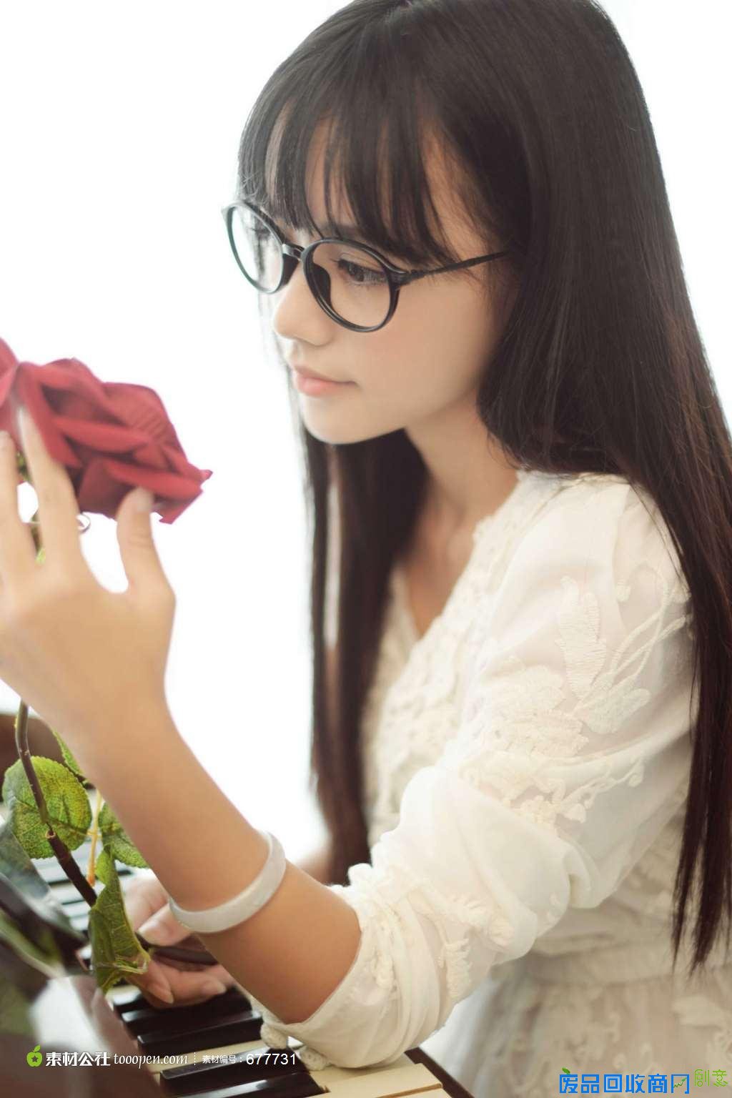 清纯靓丽美少女羽住可爱写真图片