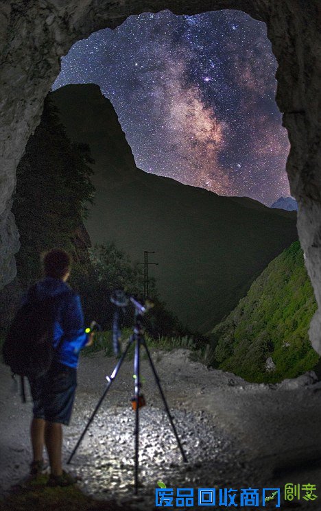 俄男子拍银河系美图 璀璨星空让人沉醉(高清组图)