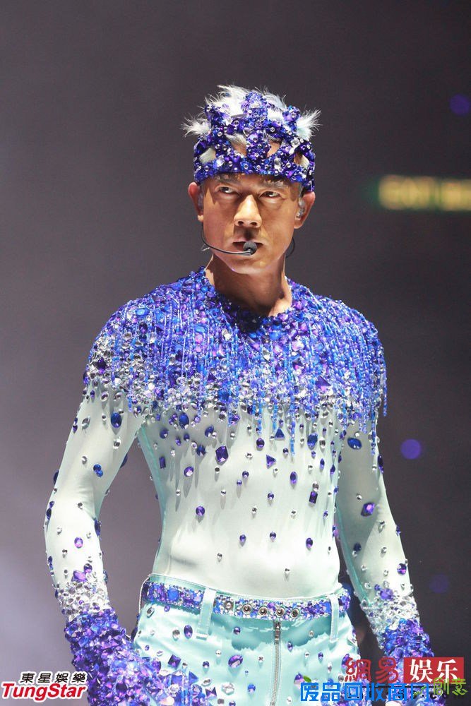 美图秀秀在线抠图/透视装秀在线大图/美女真空透视装尺度太大