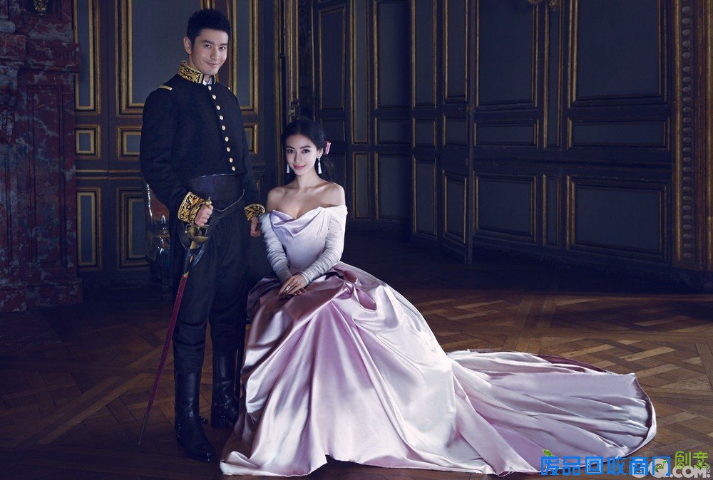 黄晓明、Angelababy唯美婚纱照曝光 埃菲尔铁塔见证浪漫爱情