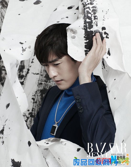 组图：张翰时尚写真曝光 忧郁气质恍如画中来