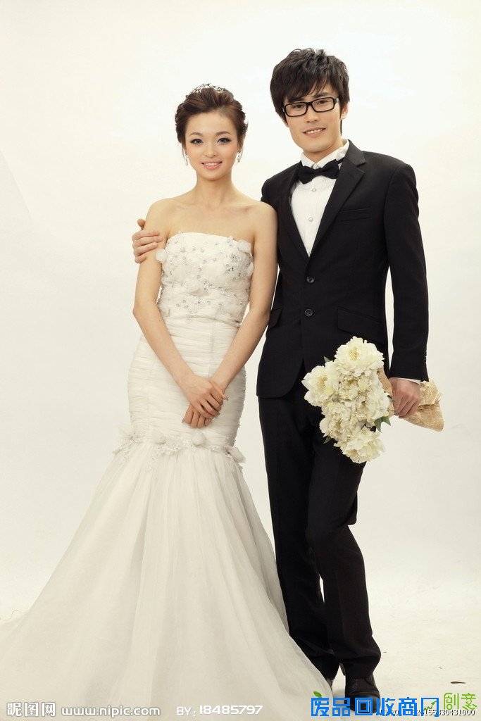 唯美婚纱照 浪漫婚纱照 海报