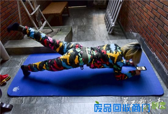 最美水下女摄影师马祺锐：能拍出漂亮照片，就不觉得累