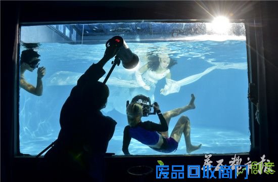 最美水下女摄影师马祺锐：能拍出漂亮照片，就不觉得累