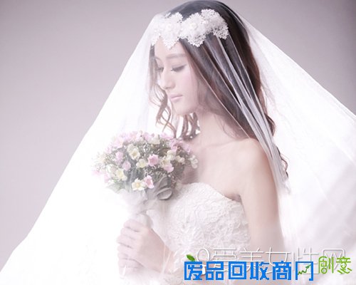 最适合12星座婚纱照 华丽唯美才能配美好未来