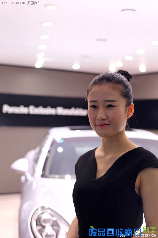 车展美女相对论 身材、脸蛋还是气质