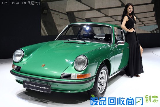 车展美女相对论 身材、脸蛋还是气质