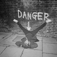 黑白伤感男生头像脉络里的微凉图片