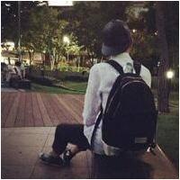 qq头像男生帅气伤感趁我还在趁我还爱图片