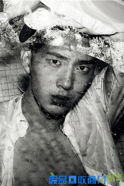 美女大尺度浴室爆照 明星性感大尺度写真 明星大尺度写真