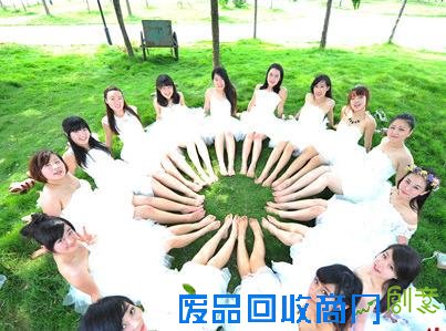 史上最唯美毕业照：婚纱照汉服照水下照大PK