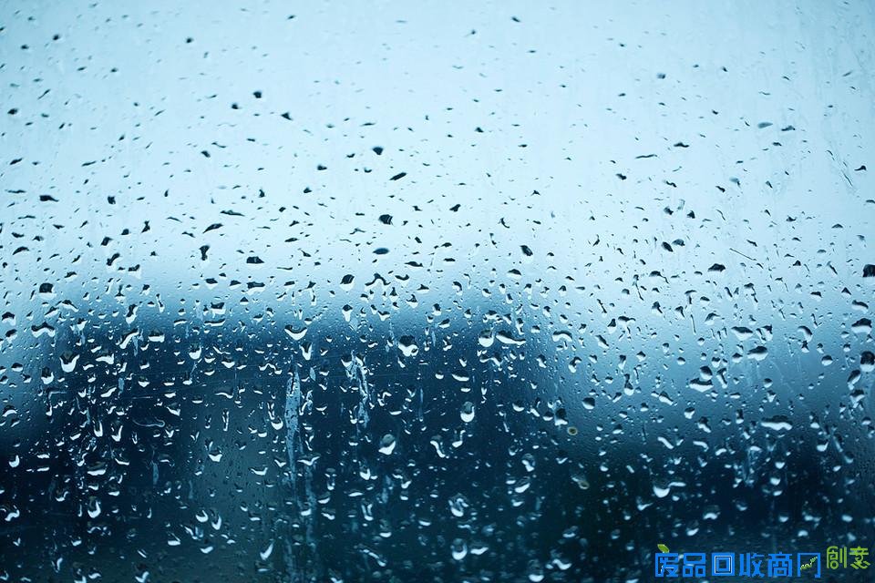 唯美意境伤感雨中美景意境图片