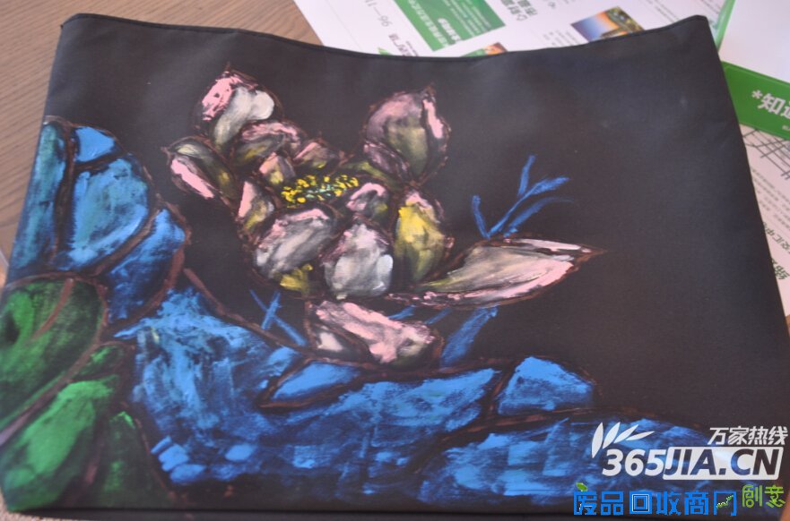 完工的DIY帆布包——合肥房产网