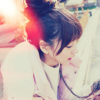 qq女生头像可爱单纯 曾经我拿着所有的爱去爱 