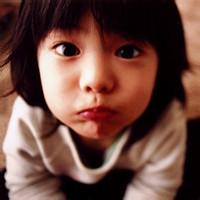 小女孩头像可爱单纯 