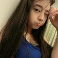 小女孩头像可爱单纯 