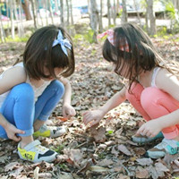 单纯可爱个性的小女孩头像 是不是喜欢上他了 