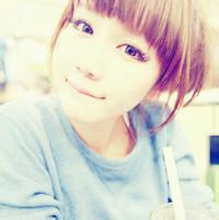 小女孩头像可爱单纯 