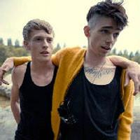 qq男生半身伤感头像