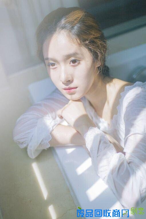 蓝色系唯美伤感意境小清新美女图片