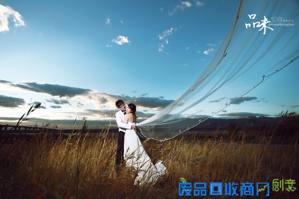 北京婚纱摄影;怎样挑选适合的婚纱