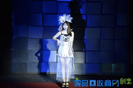 武昌首义学院“视觉盛宴”展示创意灵感(图)