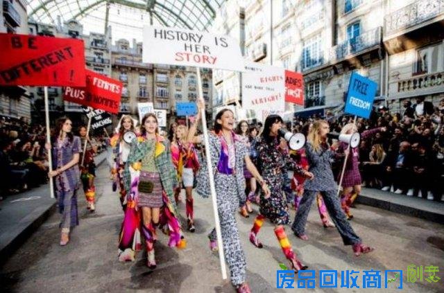 创意不应“霾”没 12 月的深圳你差一张创意通行证没拿