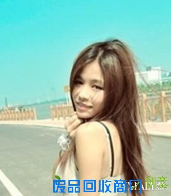 【图】板栗色加亚麻色头发 男女皆适合的爆美发型