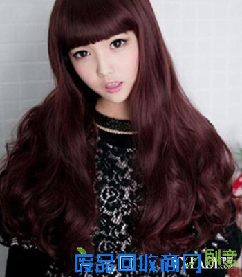 【图】板栗色加亚麻色头发 男女皆适合的爆美发型