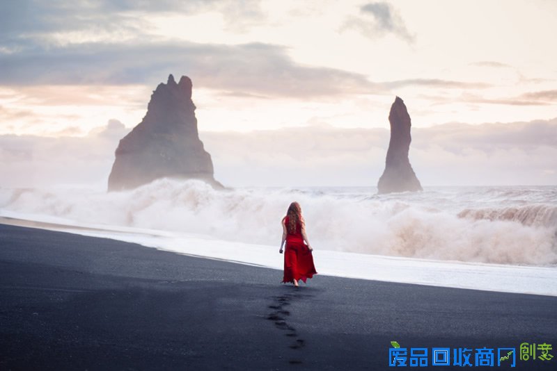 人美景美：美女摄影师自拍宛若仙境大片