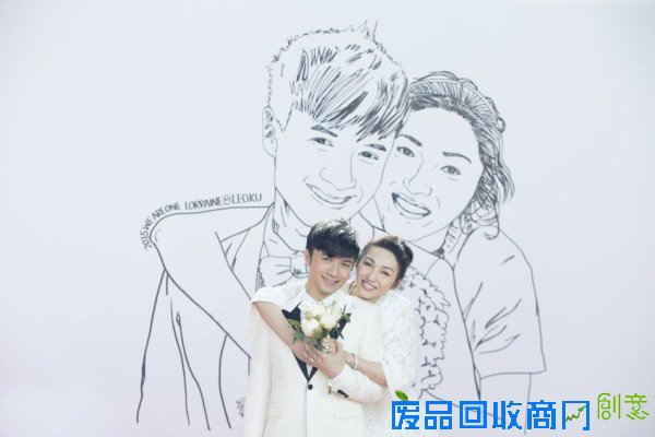 古巨基婚宴太太感动落泪 吴君如赞新娘清新脱俗