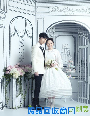 古巨基婚宴太太感动落泪 吴君如赞新娘清新脱俗