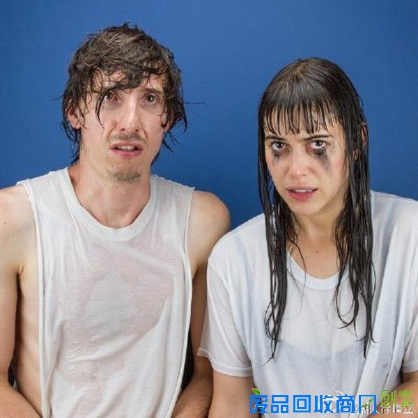 情侣照可以这样拍