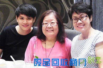 姐姐Grace换发型！可爱妹妹头似呆萌小丸子(图)