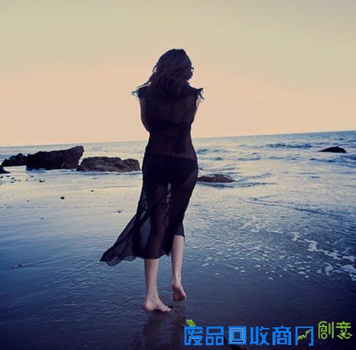 唯美伤感女生背影 