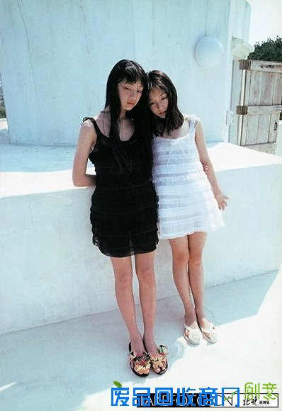 摄影大师筱山纪信《少女馆》作品选登