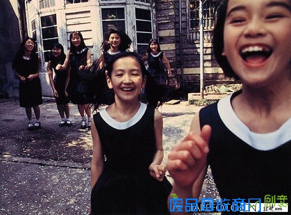 摄影大师筱山纪信《少女馆》作品选登