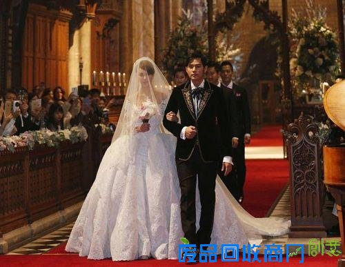 周杰伦为自己婚礼写唯美曲子现场气氛浪漫(图)