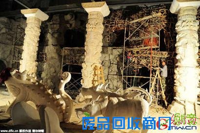 旷世奇葩：山寨狮身人面像内藏多尊佛像鬼怪(图)