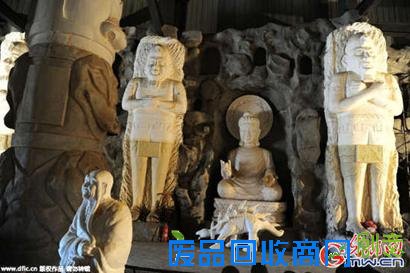 旷世奇葩：山寨狮身人面像内藏多尊佛像鬼怪(图)