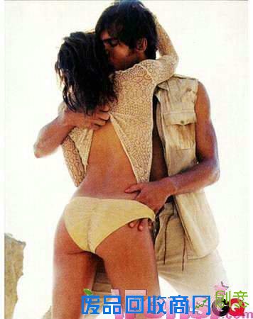 偷情性感风潮流行 惹火相拥火辣的激情(套图) 夫妻性感外拍图片:外拍灯:本人好想拍一套写真我想要性感+唯美的 我还要可爱的,不知道北京哪家能拍出我的风格?求大神帮助