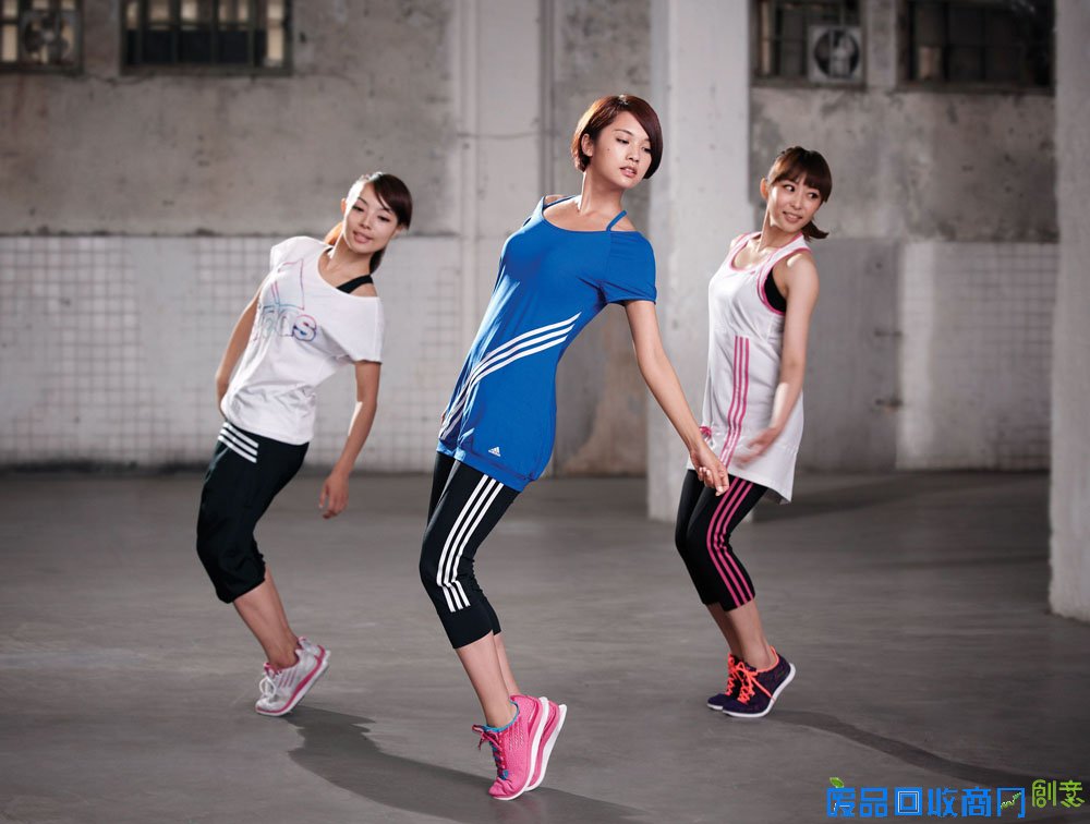 跳舞的美女们 图片素材-名人明星-人物图库-图片素材