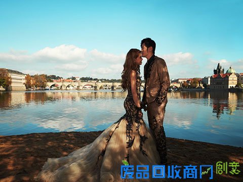 周杰伦昆凌英国完婚 唯美婚纱照首度曝光