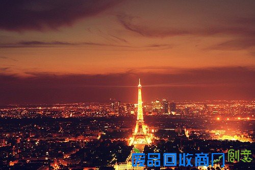 一个人看世界的灯火阑珊 唯美意境摄影