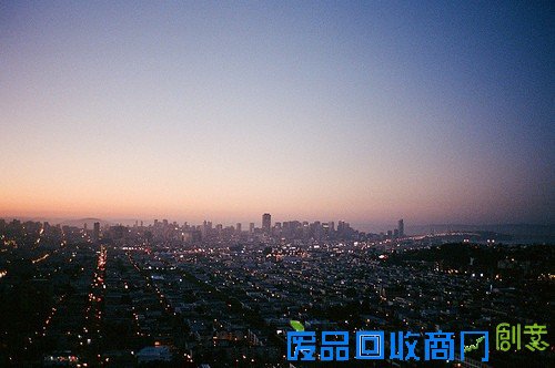 一个人看世界的灯火阑珊 唯美意境摄影